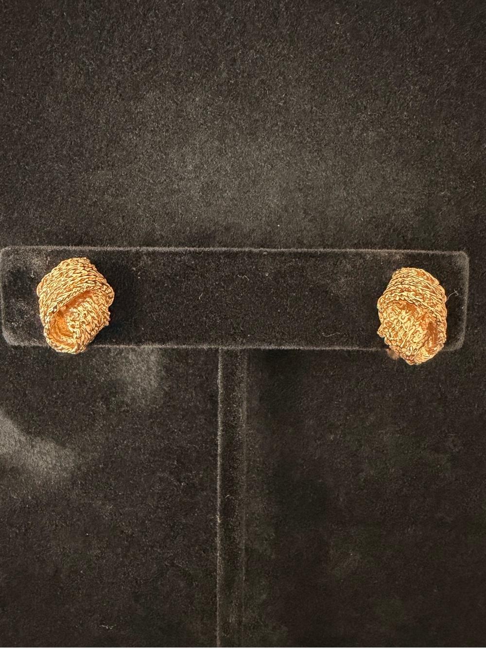 Auth Christian Dior Swirl Clip-on Vintage Earrings